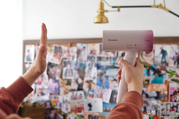 松下新品吹風機NA0H實測:水潤幹發新體驗,是時候換個新吹風機了 松下新品吹風機NA0H實測:水潤幹發新體驗,是時候換個新吹風機了