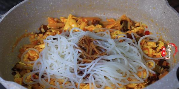 又發現一種螺螄粉的“神仙”吃法,曬到朋友圈,網友:我也要試試 又發現一種螺螄粉的“神仙”吃法,曬到朋友圈,網友:我也要試試