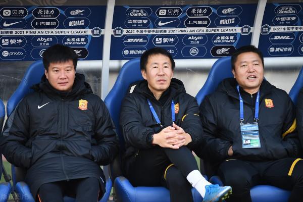 中超三訊息，鄭智、李金羽繼續留任，梅方、鄧涵文加盟武漢三鎮