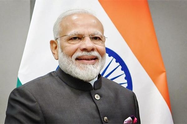 印度疫情升級,莫迪換了輛1.2億盧比的車,是“眯眯眼”廣告模特的賓士 印度疫情升級,莫迪換了輛1.2億盧比的車,是“眯眯眼”廣告模特的賓士