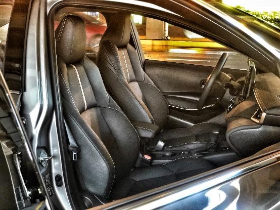 試駕廣汽豐田凌尚:“小凱美瑞”名副其實 試駕廣汽豐田凌尚:“小凱美瑞”名副其實