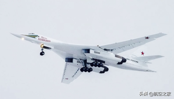 莫斯科的野心：世界最重超音速轟炸機圖-160M換髮動機後重啟試飛