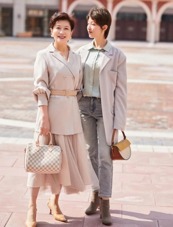 日本版“三木母女”火了，4個穿搭思路，教你打造日系簡約風