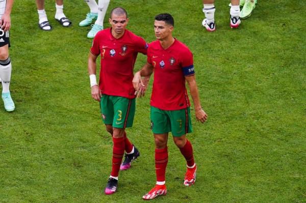 歐洲盃·盤點 | 致敬老兵 他們留下無盡財富 歐洲盃·盤點 | 致敬老兵 他們留下無盡財富