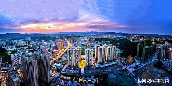 湖北將建設3大都市圈,4條城鎮發展帶,形成一主二副多極格局 湖北將建設3大都市圈,4條城鎮發展帶,形成一主二副多極格局