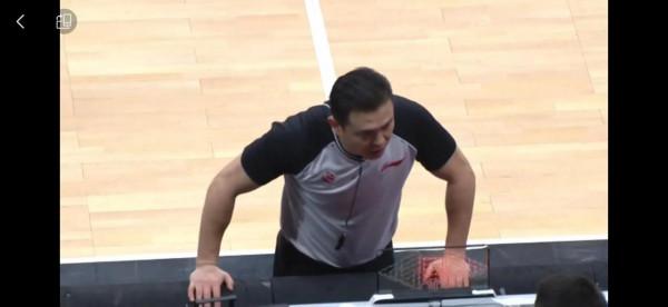 廣廈憋憋屈屈的贏了最失望的是裁判