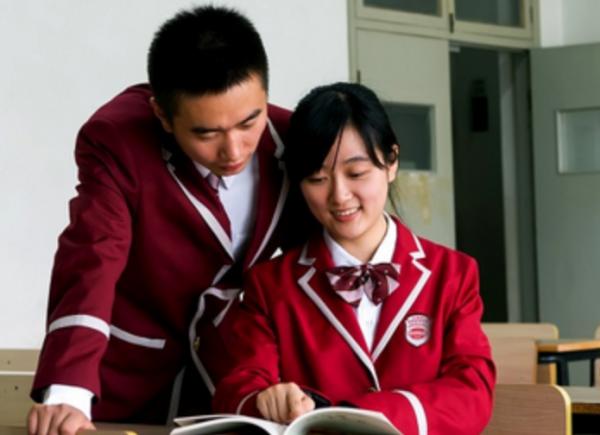 為什麼都穿校服，老師卻能一眼看出學生“家境”？主要因為這些