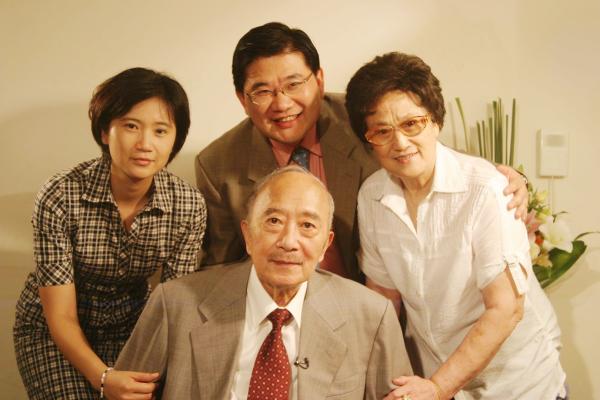 文娟姆媽幾則日記,記錄了她與道臨先生跟我的交往,讀來眼眶溼潤…… 文娟姆媽幾則日記,記錄了她與道臨先生跟我的交往,讀來眼眶溼潤……