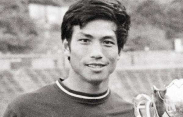 07年足壇鐵門李富勝葬禮：千人悼念，蔡明到場，曾力保王治郅軍籍