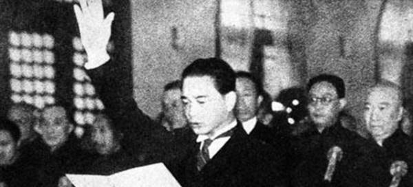 1946年老蔣下令平毀汪精衛墓，開棺後發現屍體未腐，口袋有張紙條