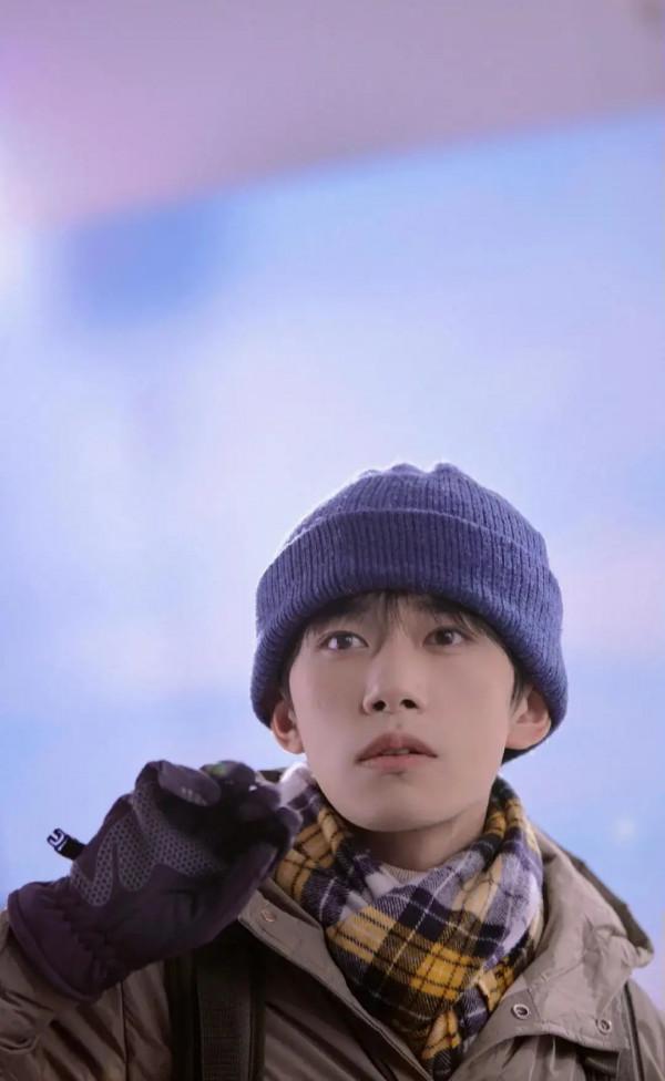 你會喜歡的易烊千璽桌布 你會喜歡的易烊千璽桌布