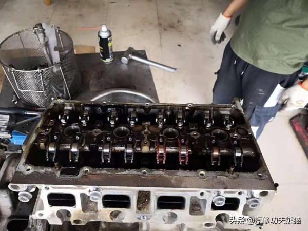 大眾高爾夫1.4T差點開報廢，燒機油、燒防凍液、缺缸大修一次解決