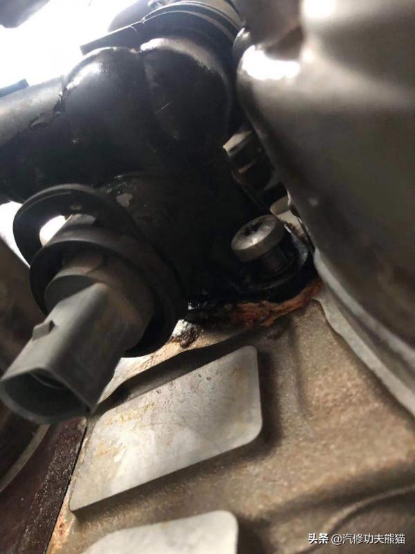 將近十年的奧迪A6L2.0T徹底擺脫燒機油，老驥伏櫪志在千里