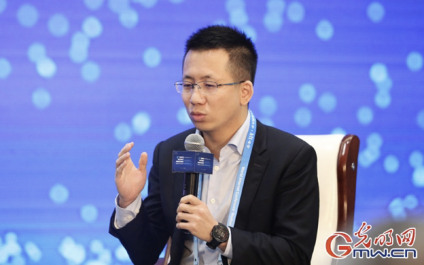 全中國最有錢的10個人都戴什麼手錶？2021內地富豪榜出爐