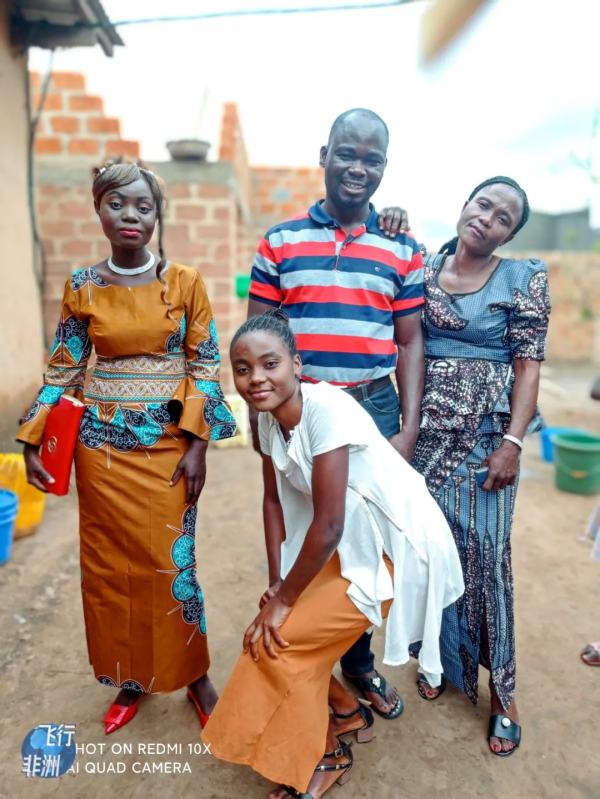 非洲鄉村婚禮實拍——見過這樣的婚禮嗎？