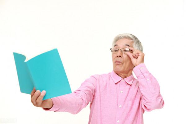 老年人喜歡吃甜食?看了這5大危害,趕緊把手裡的甜食扔了 老年人喜歡吃甜食?看了這5大危害,趕緊把手裡的甜食扔了