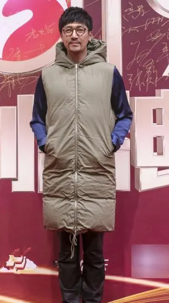 明星造型“尷尬史”:有人像荷包蛋,有人醜似女巫,有人老10歲 明星造型“尷尬史”:有人像荷包蛋,有人醜似女巫,有人老10歲