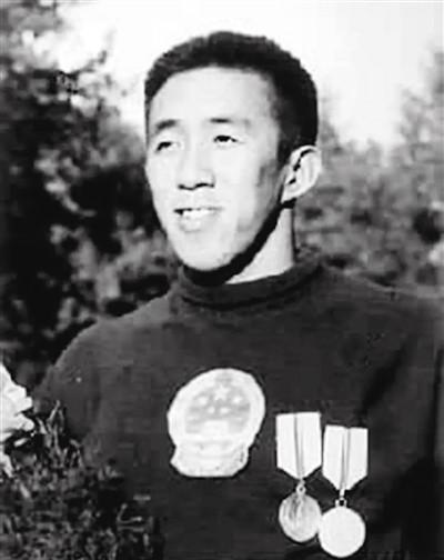 新中國奧運會第一人(百年航程 有“僑”精彩(26)) 新中國奧運會第一人(百年航程 有“僑”精彩(26))