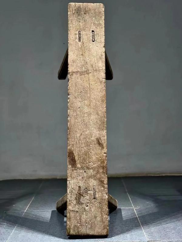 牛角式四出頭官帽椅，書櫃，條凳