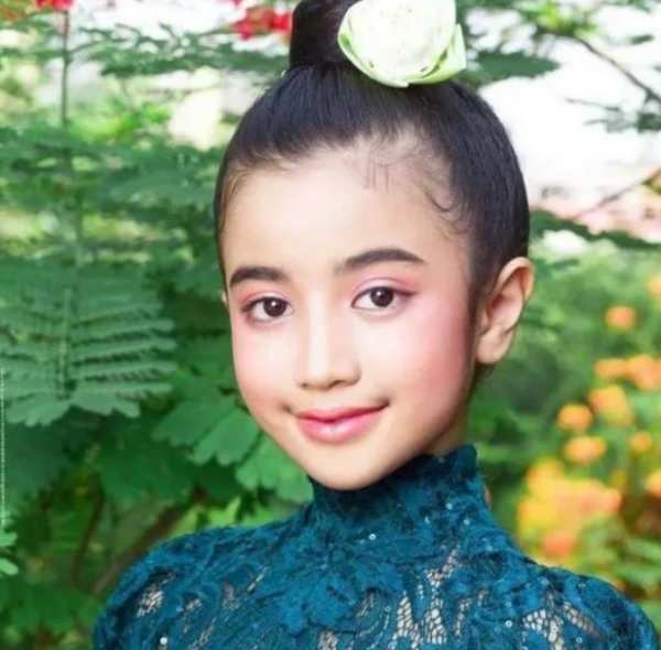 西班牙英國公主算什麼？看看10歲的柬埔寨公主，混血基因無可挑剔