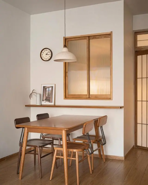 小戶型改造 80㎡原木日式風，三居裝出大格局，微調大法簡直神了