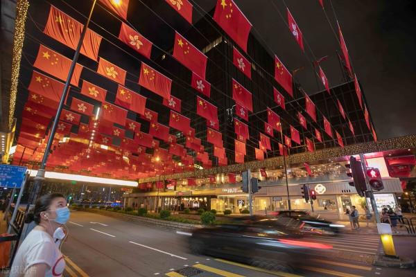 《怒火·重案》:暴力美學下的制度崩潰 《怒火·重案》:暴力美學下的制度崩潰