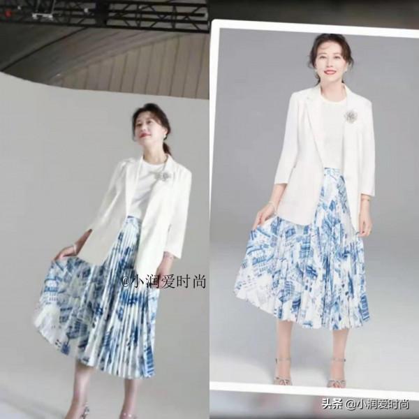 55歲周海媚發福也時髦，穿羽絨服+短靴保暖貴氣，適合微胖媽媽學