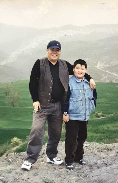 方青卓結婚半年後離婚,再婚嫁小4歲的未婚男,現生活狀況怎樣? 方青卓結婚半年後離婚,再婚嫁小4歲的未婚男,現生活狀況怎樣?