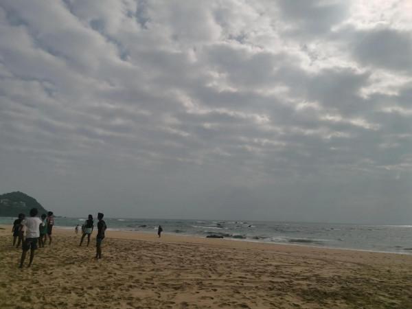 海南遊筆記十二：海灣，東線海灣哪個美？