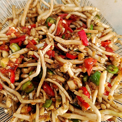 零技巧的涼拌折耳根，懶人也能秀廚藝