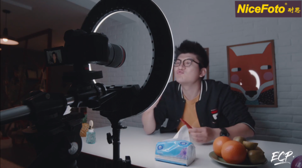 環形燈高階玩法,小九老師可以說是玩明白了 環形燈高階玩法,小九老師可以說是玩明白了