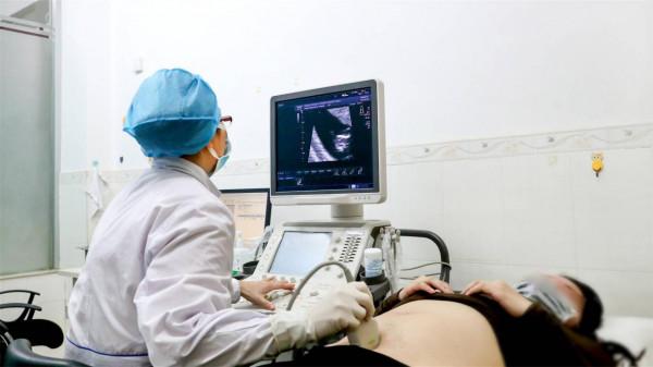 體檢查出肝內鈣化灶！醫生：不必過慮，定期檢查即可