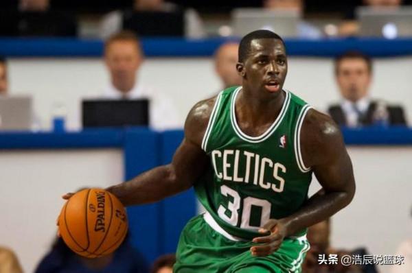 巴斯:完美詮釋凱爾特人精神的硬漢,助遼寧奪冠的職業外援 巴斯:完美詮釋凱爾特人精神的硬漢,助遼寧奪冠的職業外援