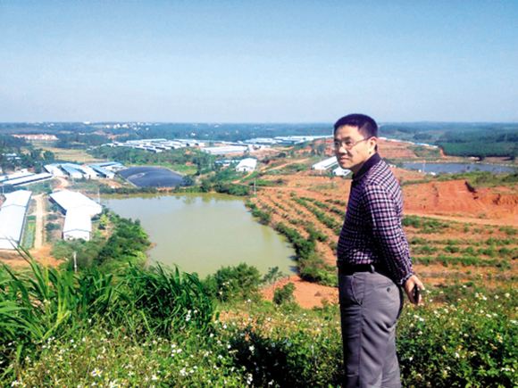 1980年，農村娃考上北大全村湊路費，38年後每戶獲贈一棟別墅