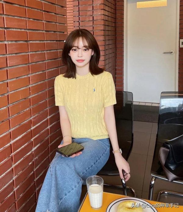 別再披頭散髮了！這3款秋日髮型，又美又撩人