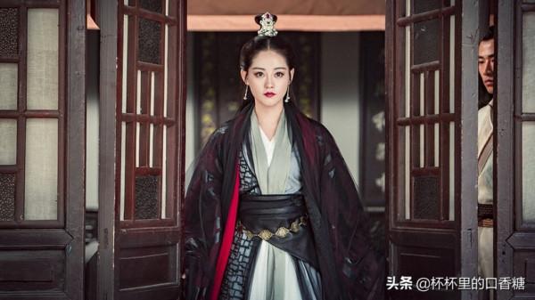 古裝劇10位女星演俠女！趙麗穎酷颯，李沁又霸又媚，趙露思反差大