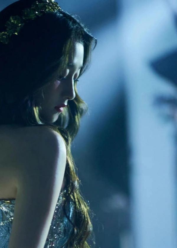 關曉彤再一次驚豔成紅毯大贏家!兩身禮服全部曝光,今晚發揮穩定 關曉彤再一次驚豔成紅毯大贏家!兩身禮服全部曝光,今晚發揮穩定