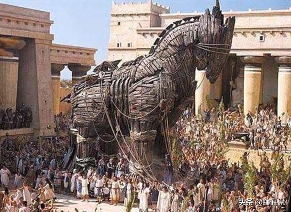 希臘神話的百年詛咒，只有弒母才能解除，瞭解情況後才知做得沒錯