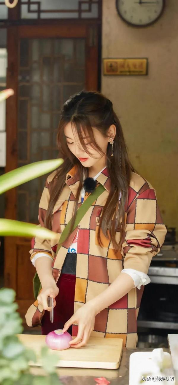 楊超越,可愛甜美、古靈精怪、積極向上,這麼好的女孩子愛了愛了 楊超越,可愛甜美、古靈精怪、積極向上,這麼好的女孩子愛了愛了