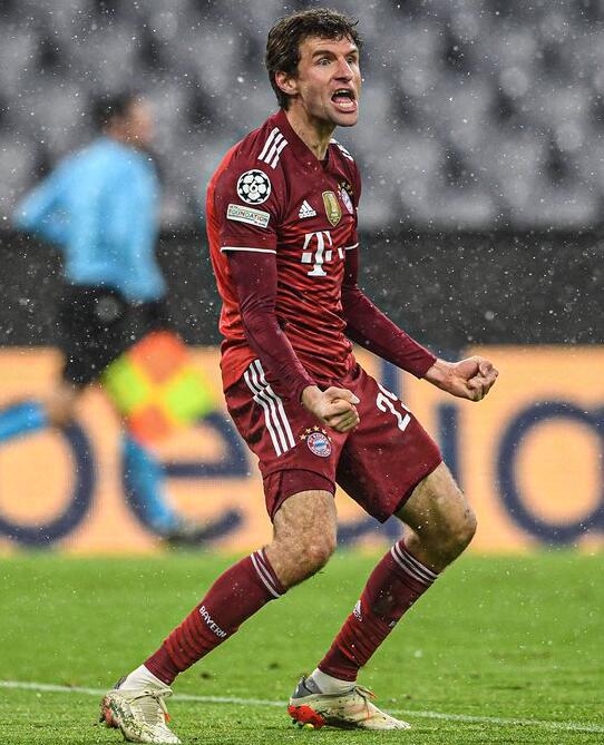 前拜仁主席：梅西、C羅配不上千萬年薪，降點薪金又不會窮死