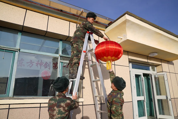 新春走軍營 &vert; 東方神劍第一哨