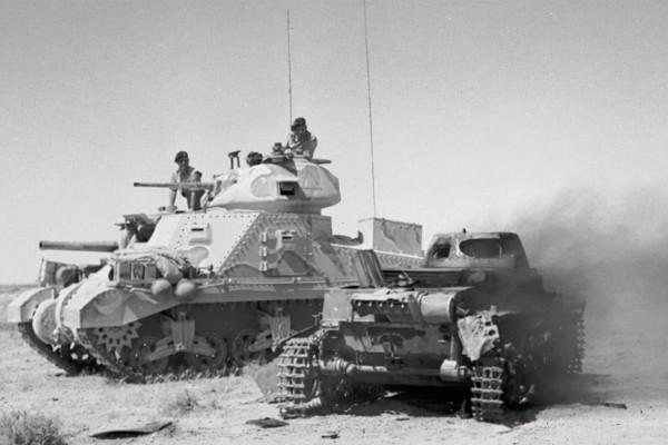 德國軍隊有多恐怖？美國坦克成“豆腐”，美軍竟都狂逃150公里？