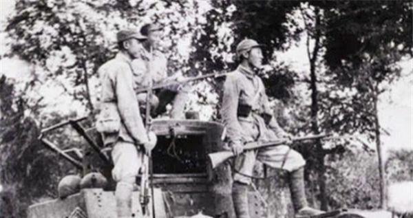 1979年，鄧小平欽點一位將領，擔任北京衛戍區司令，他是誰