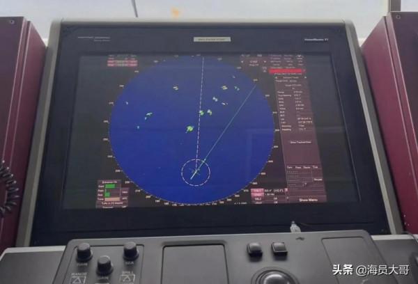 做海員多年，最快樂的就是到那些不吃海鮮的國家，釣各種奇怪的魚