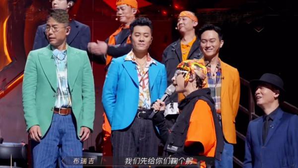 《哥哥》三公造型齊翻車：大灣區風格跑偏，張晉陣營化身狂野男孩