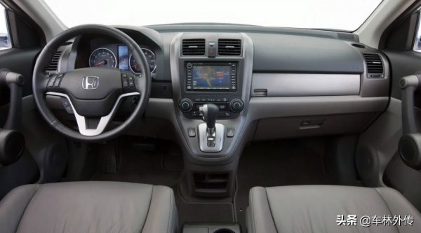 尷尬了，本田車機日期顯示出bug，2022年變2002年