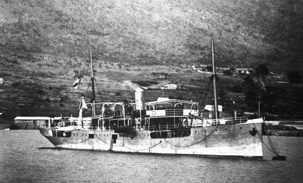 戈岑號與坦噶尼喀湖之一