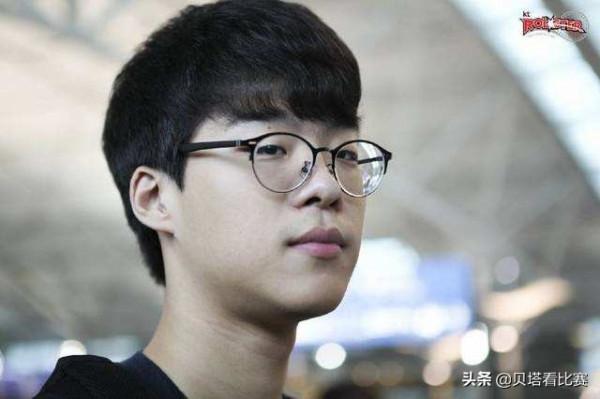 Smeb被評為世界第一上單！外媒評級：Khan世界第2，Theshy僅排第3