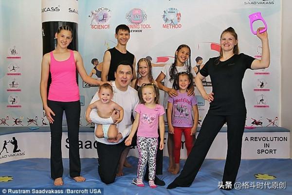 5年過去，那個徒手打斷樺樹的女孩，已經可以手撕鐵門了