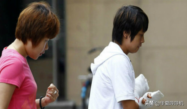 攬77枚金牌難改出局命運，四進四出國家隊，王濛的無奈該誰買單？